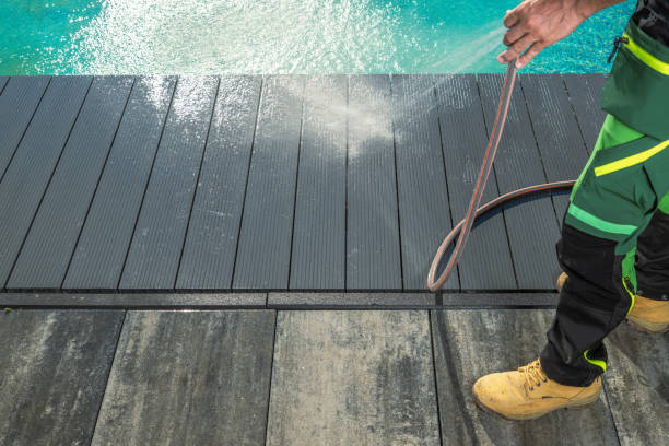 Best Commercial Pressure Washing  in Gardner, KS